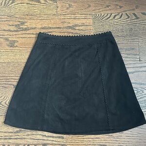 Chic Black Mini Skirt